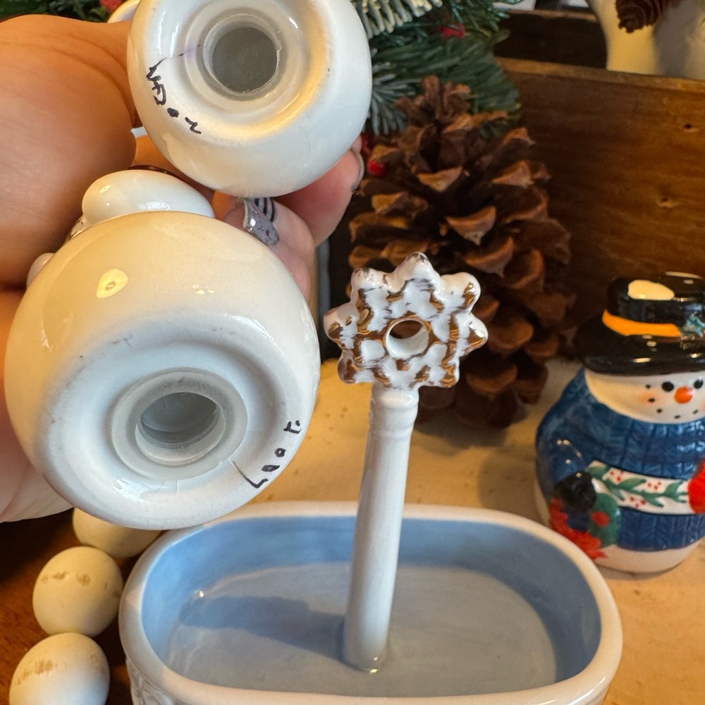 Festive Snowman Salt and Pepper Shaker Sets - Picture 7 of 11